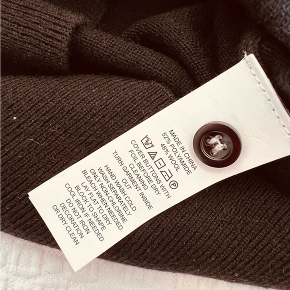 Kate Spade Black Embellished Brooch Cardigan Size XS - Picture 14 of 14